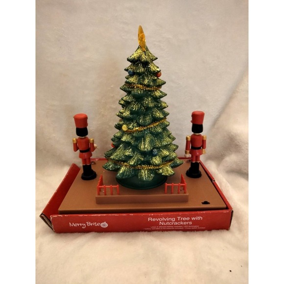 Merry Brite Animated Musical Christmas Tree Nutcracker Light Up Display. 8 Songs - Picture 4 of 6